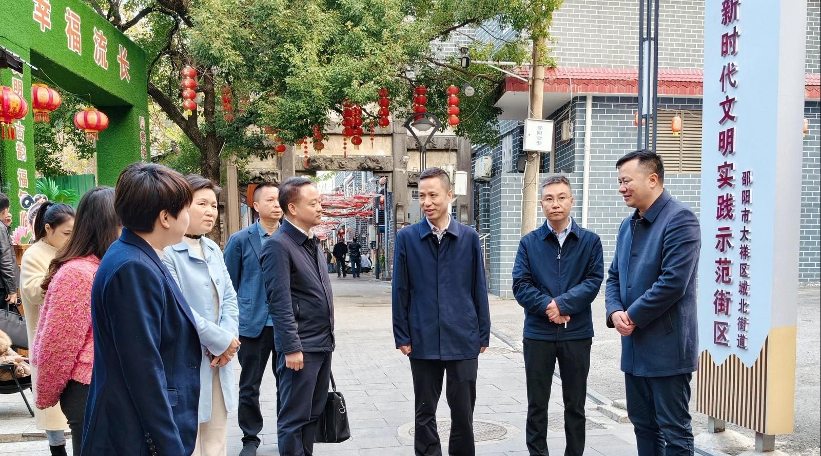 胡小刚在邵阳市区调研精神文明建设工作(图1)